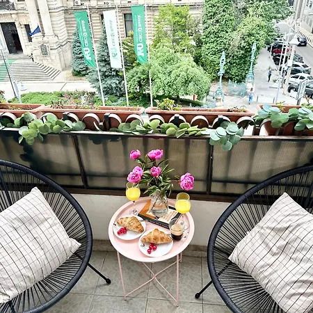 History Museum 2 Apartment *