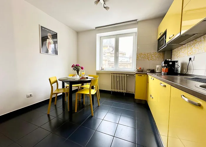 Апартаменти History Museum 2 Бухарест